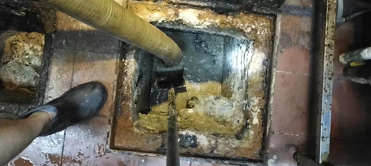 横沥镇污水池清理一般都有毒气，怎么预防中毒呢？